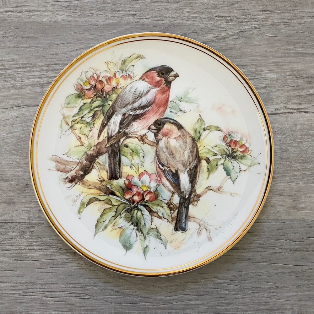Royal Vale Bird Plate